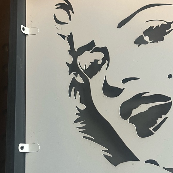 Marilyn Monroe Laser Cut Metal Wall Art Decor Marilyn Monroe Artwork 20" x 16" - Picture 7 of 12
